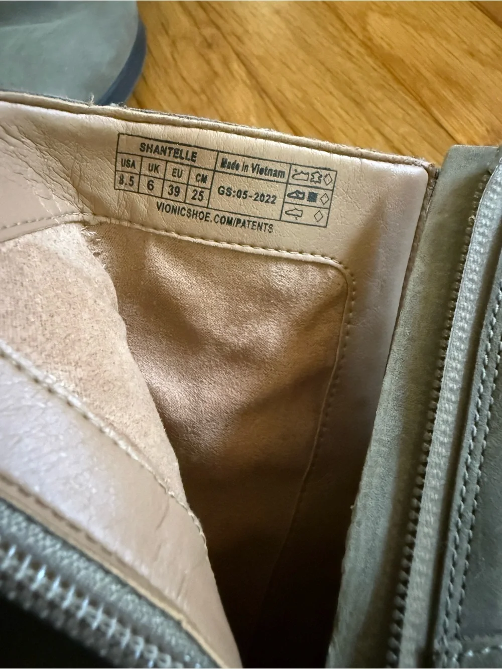 Women’s Vionic Shantelle waterproof booties